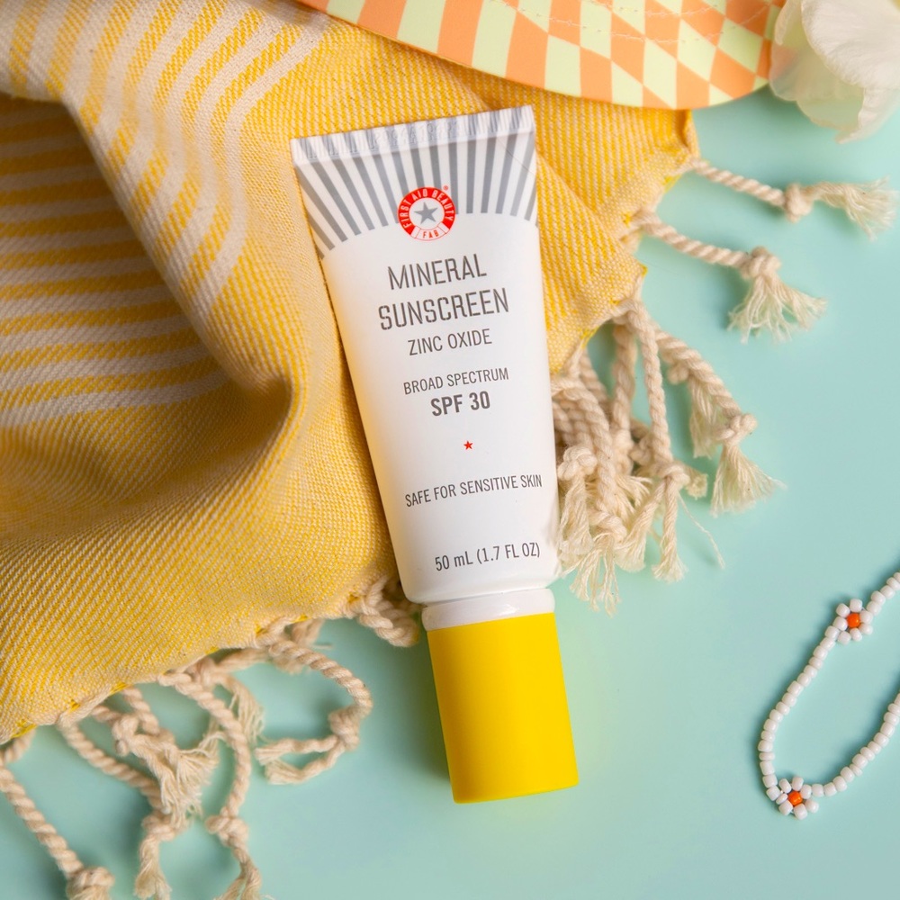 FIRST AID BEAUTY ⛑️ SPF 30 Mineral Sunscreen ⛑️FULL SIZE 50mL ⛑️ NEW SEALED